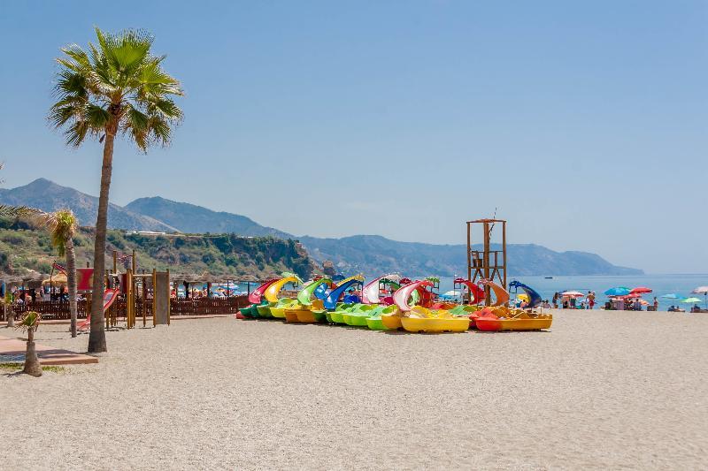 Marimel Nerja Alojamientos Exterior foto